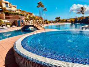 Oasis Meloneras cerca del mar